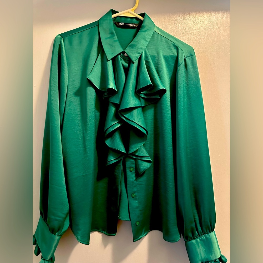 Zara Green Ruffled Cuffed Sleeve Blouse